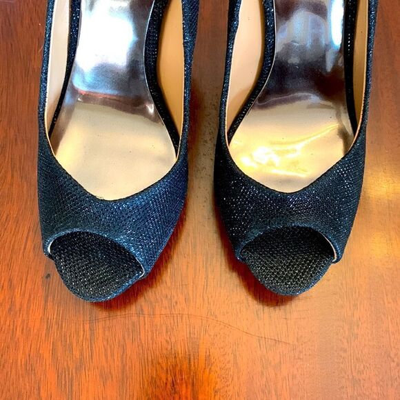 Badgley Mischka Kassidy ll black peep toe 4 1/2” heels Size 9 - Picture 4 of 12